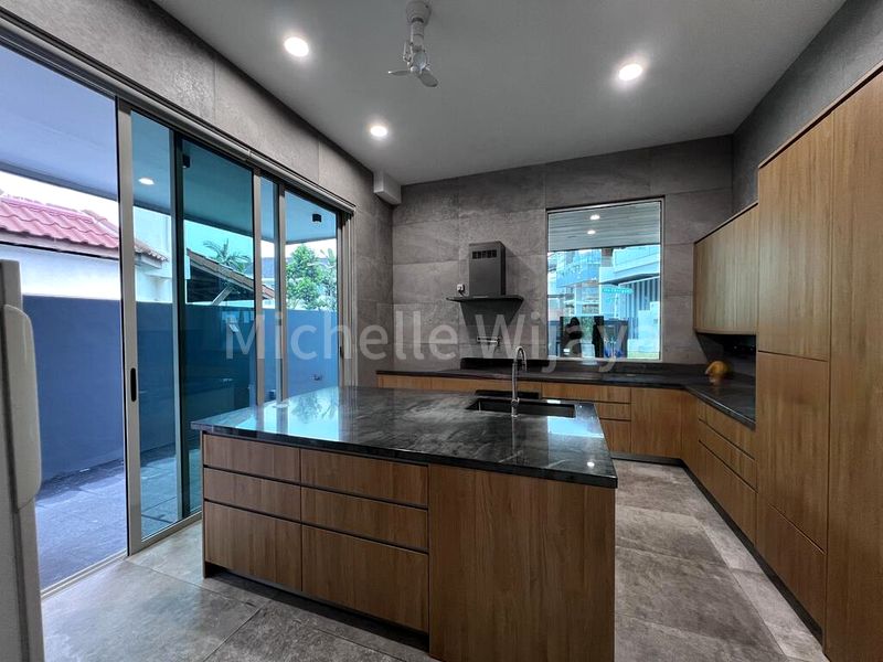 6 Bed Bungalow (Landed) for Sale around  Ang Mo Kio Street 13 - Image 9