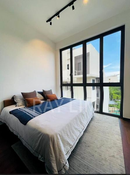 3 Bed Condo for Sale in  Holland Grove Road - Image 8