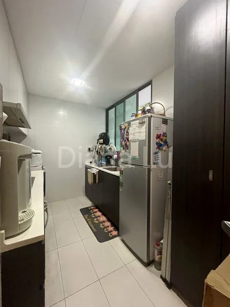 2 Bed Executive Condo for Sale in Esparina Residences - Image 5