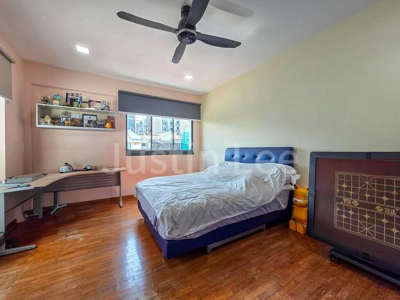 5 Bed Terraced House (Landed) for Sale in  Bartley Villas - Image 5