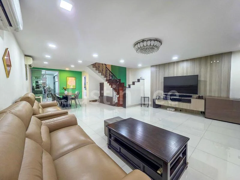 5 Bed Terraced House (Landed) for Sale in  Bartley Villas - Image 1