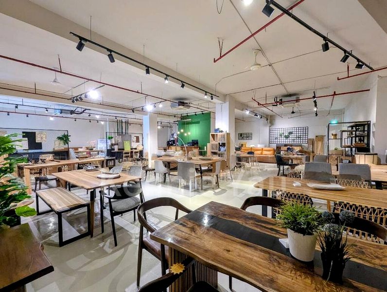 Light Industrial (B1) for Sale: Tan Boon Liat Building - Image 2