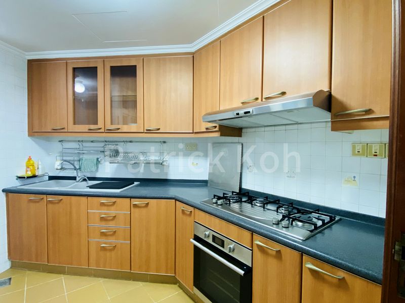 3 Bed Apartment (Condo) for Rent in  The Sierra - Image 6