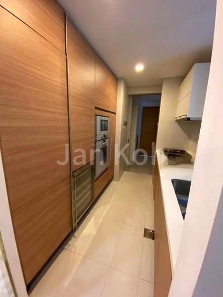 2 Bed Condo for Rent in  Suites @ Cairnhill - Image 4