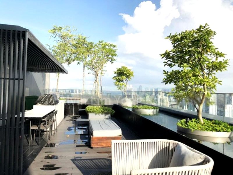 3 Bed Condo for Rent in Echelon - Image 5