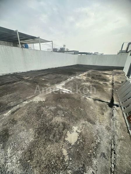 Light Industrial (B1) for Sale: The Splendour - Image 3