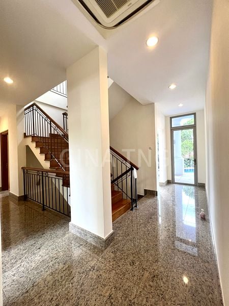 6 Bed Bungalow (Landed) for Rent in  Holland Grove Park - Image 4