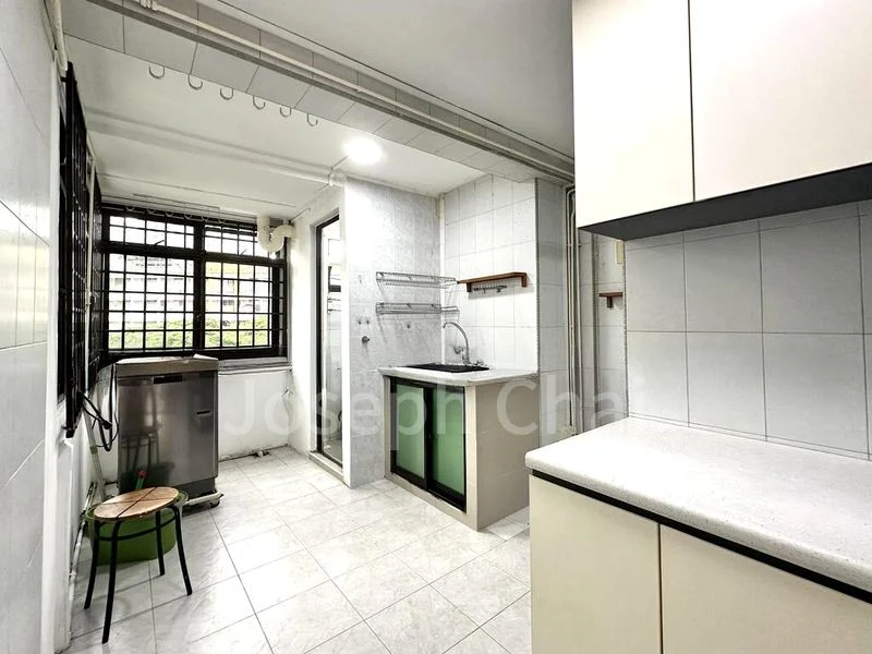 3 Room (3S) HDB for Rent in  27 Jalan Bahagia - Image 12
