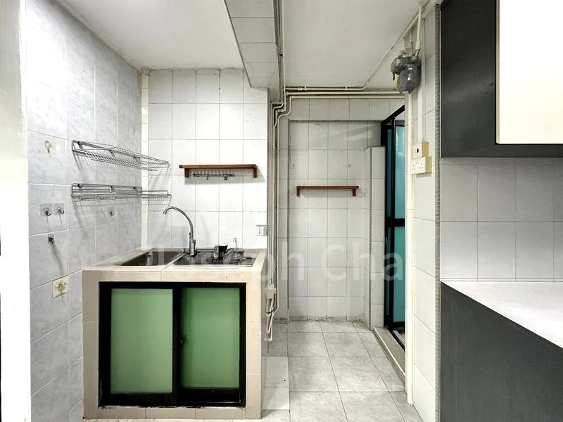 3 Room (3S) HDB for Rent in  27 Jalan Bahagia - Image 10