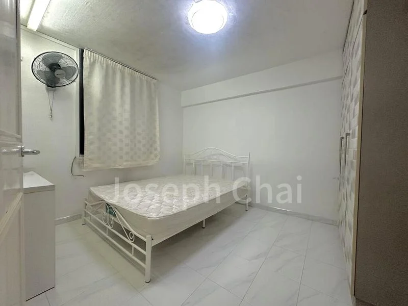 3 Room (3S) HDB for Rent in  27 Jalan Bahagia - Image 4