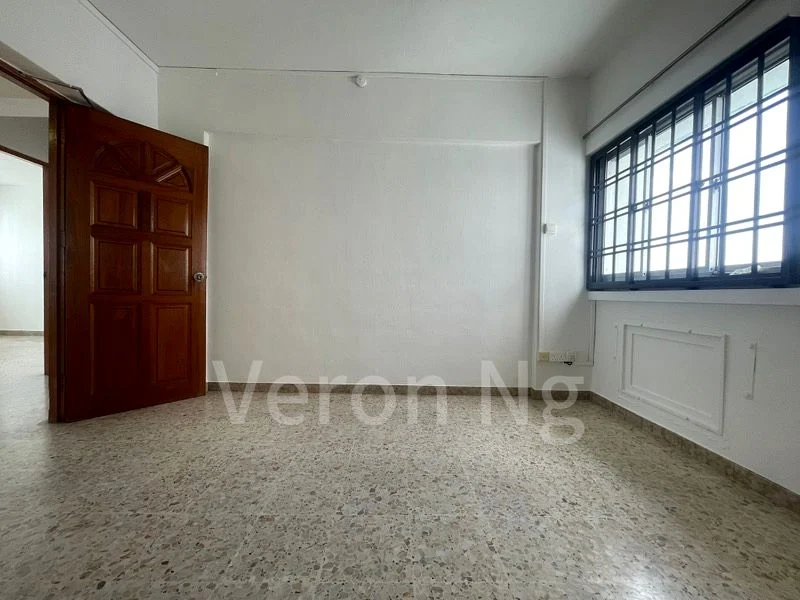 4 Room (4A) HDB for Sale in 105 Tampines Street 11 - Image 5