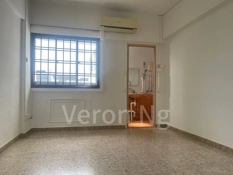 4 Room (4A) HDB for Sale in 105 Tampines Street 11 - Image 4