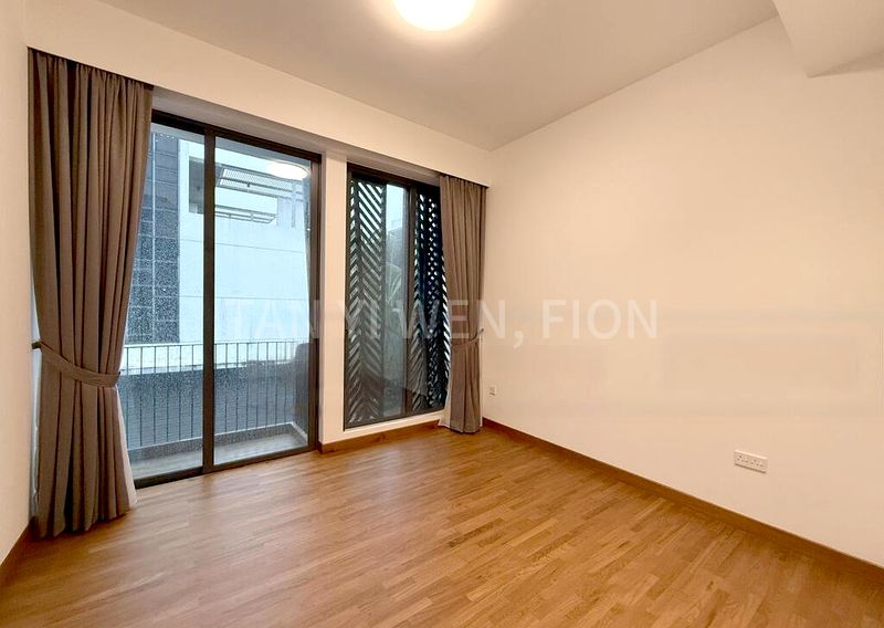 4 Bed Terraced House (Landed) for Sale in  Alana - Image 5