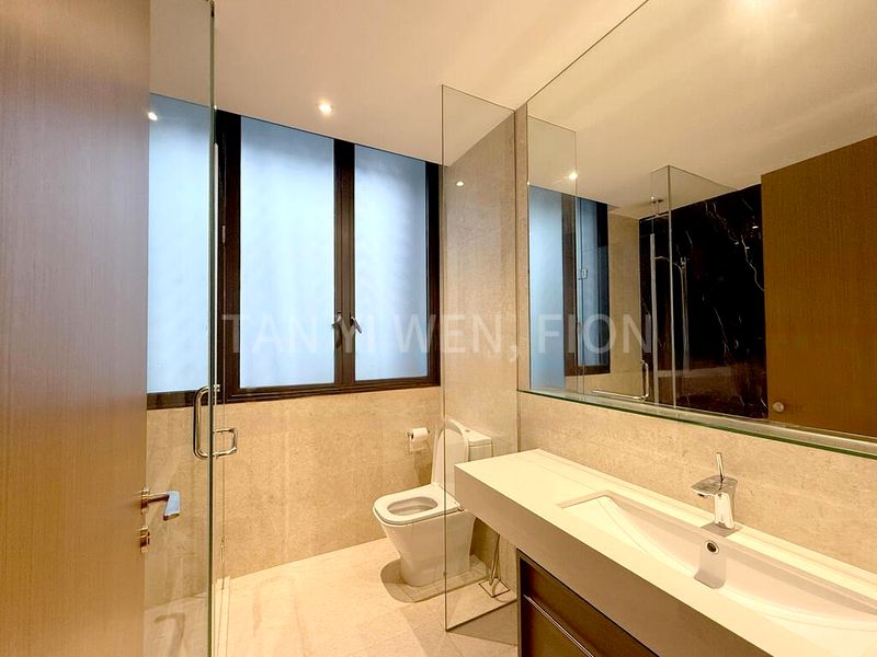 4 Bed Terraced House (Landed) for Sale in  Alana - Image 6