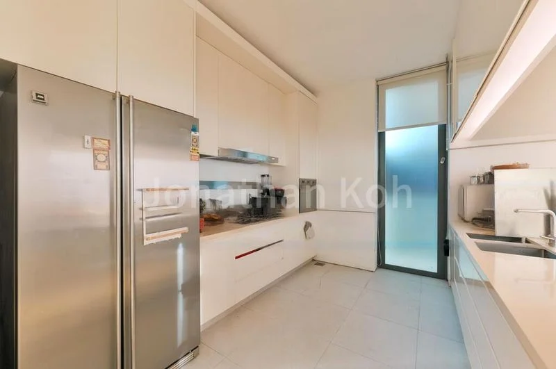 6 Bed Semi-Detached House (Landed) for Sale in Toh Estate - Image 12