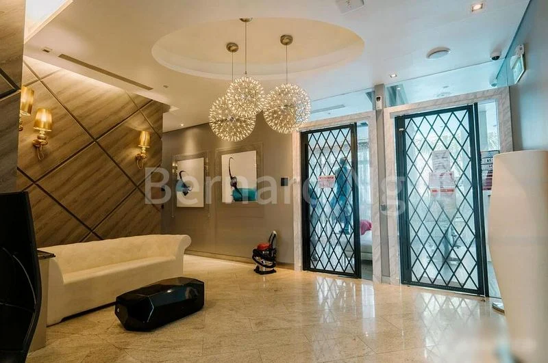 4 Bed Condo for Sale in  Floridian - Image 3