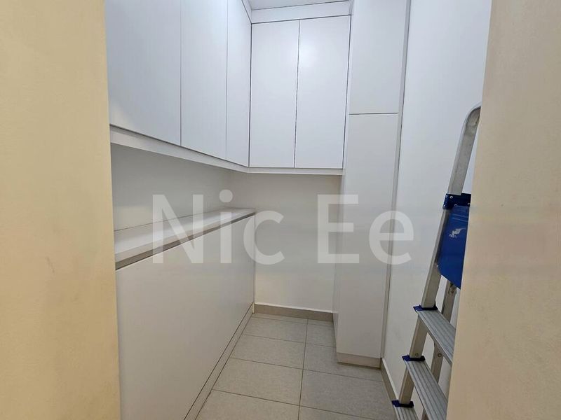 3 Bed Condo for Rent in  The Cascadia - Image 15