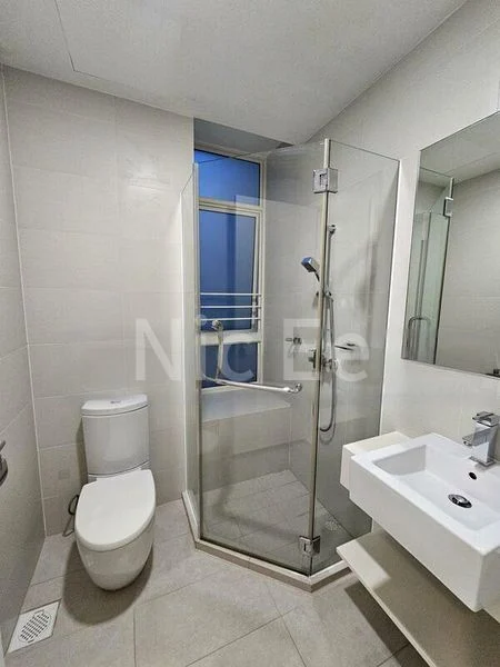 3 Bed Condo for Rent in  The Cascadia - Image 6