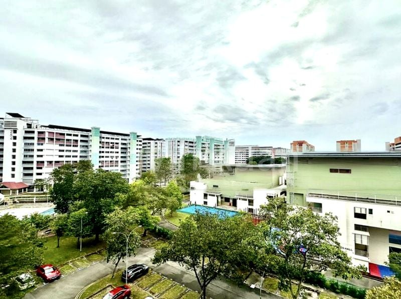 5 Room (5I) HDB for Sale in  257 Tampines Street 21 - Image 2