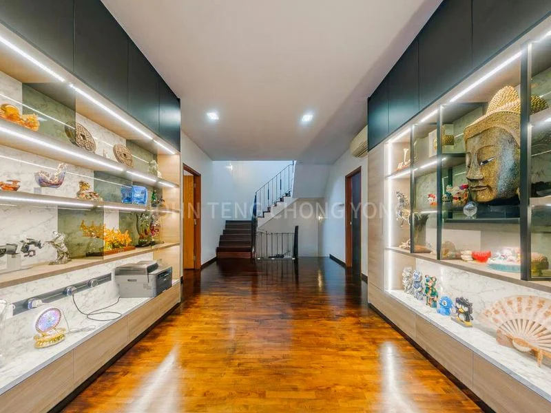 6 Bed Semi-Detached House (Landed) for Sale in Frankel Estate - Image 3