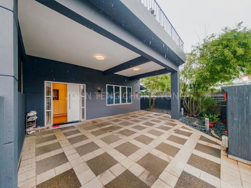 6 Bed Semi-Detached House (Landed) for Sale in Frankel Estate - Image 1