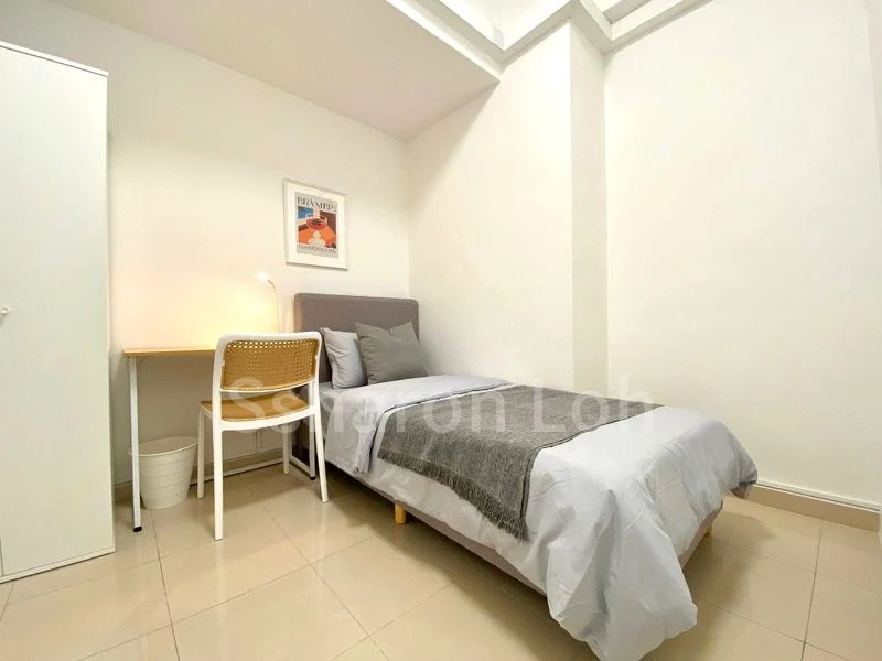 Common Room (Condo) for Rent in International Plaza - Image 1