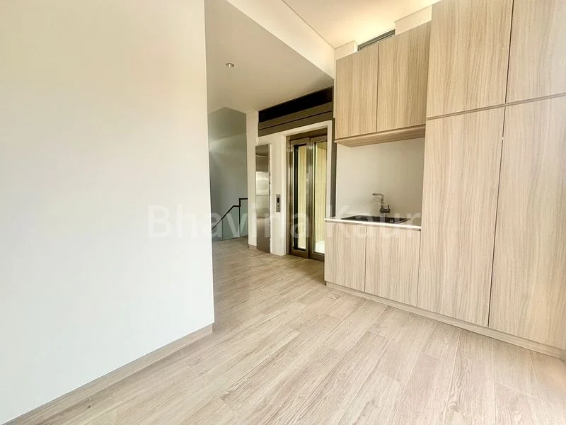 4+1 Bed Semi-Detached House (Landed) for Rent in  Whitley Road - Image 15