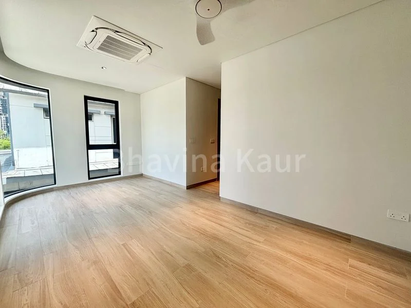 4+1 Bed Semi-Detached House (Landed) for Rent in  Whitley Road - Image 9