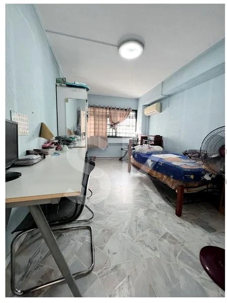 5 Room (5I) HDB for Rent in  496E Tampines Avenue 9 - Image 2