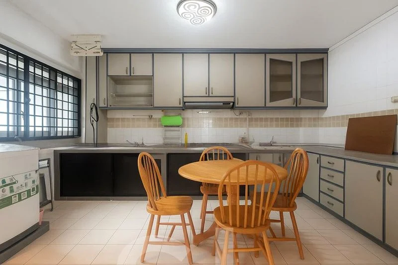 5 Room (5I) HDB for Rent in  496E Tampines Avenue 9 - Image 5