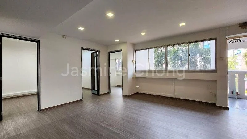 Shop / Shophouse for Rent: Education Use | Tuition Center | Opposite Marsiling MRT - Image 1