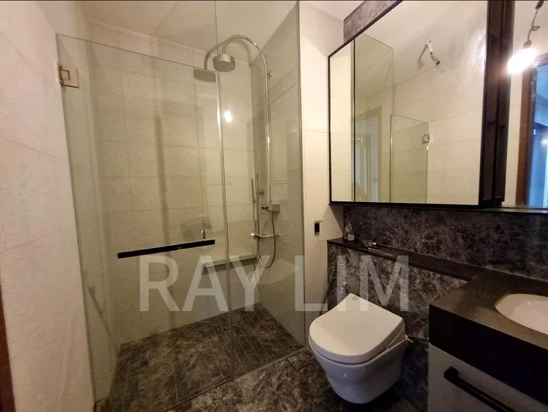 4 Bed Condo for Rent in  Holland Grove Road - Image 1