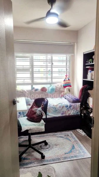 5 Room (5I) HDB for Sale in  889C Woodlands Drive 50 - Image 5