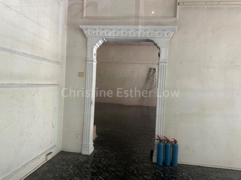 Shop / Shophouse for Rent: Dhoby Ghaut Orchard Road Retail - Image 2