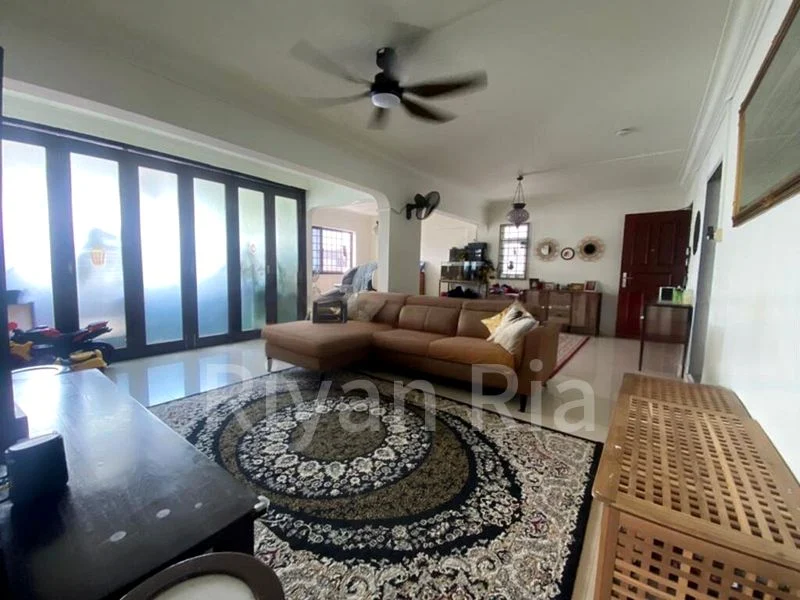 5 Room (5I) HDB for Rent in  201 Petir Road - Image 14