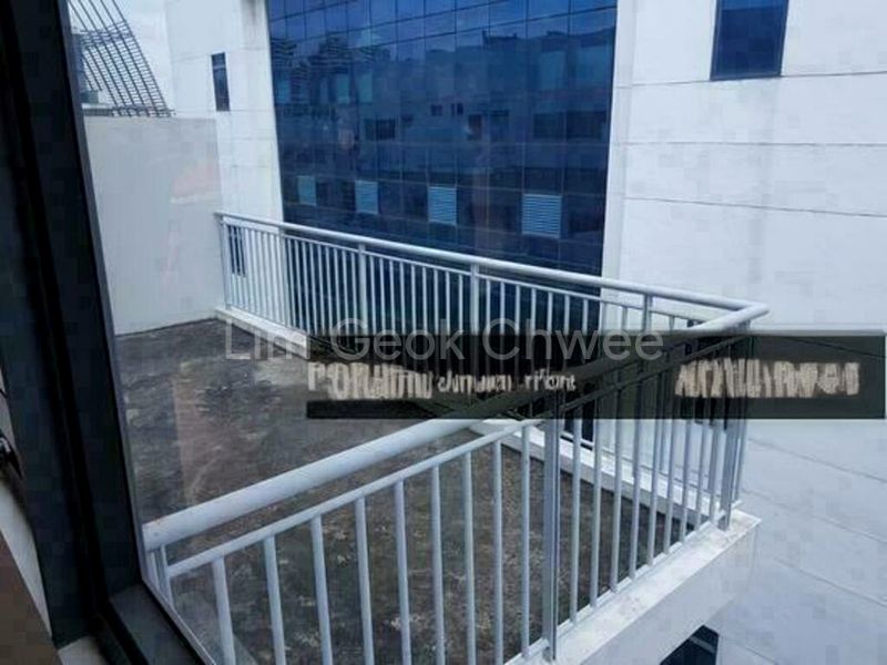 Light Industrial (B1) for Rent: One@Redhill Centre - Image 3