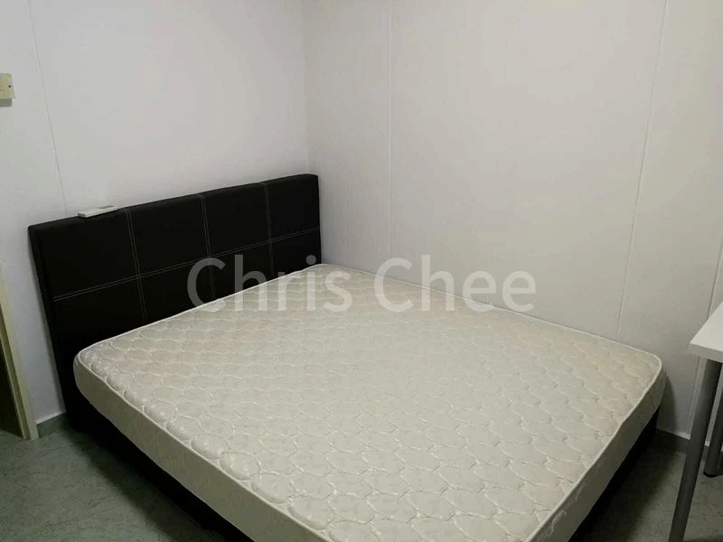 Common Room (HDB) for Rent in  68 Redhill Close - Image 1