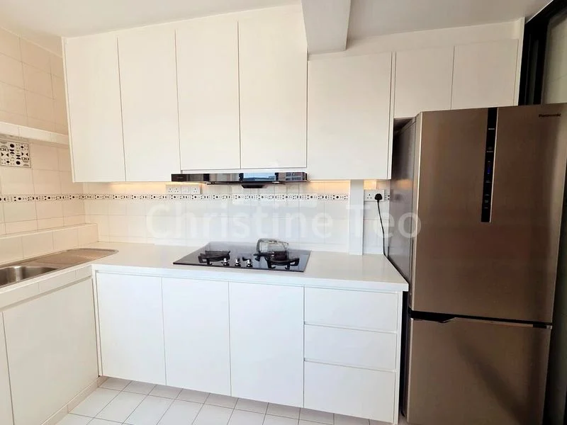 5 Room (5I) HDB for Sale in 724 Clementi West Street 2 - Image 4