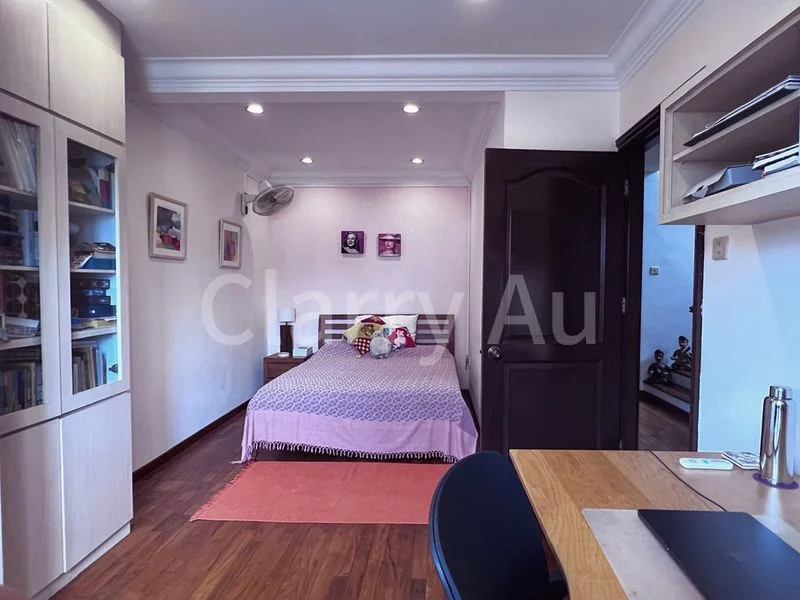 5+1 Bed Corner Terrace (Landed) for Sale in  Serangoon Garden Estate - Image 4