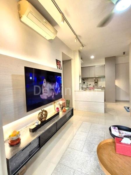 2 Bed Executive Condo for Sale in  The Visionaire - Image 1