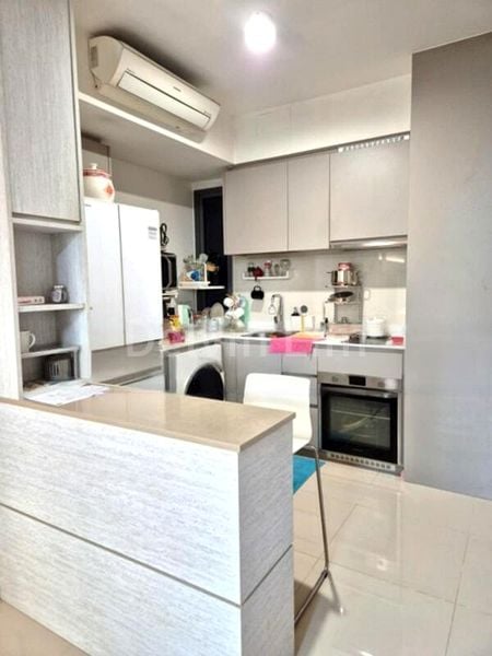 2 Bed Executive Condo for Sale in  The Visionaire - Image 2