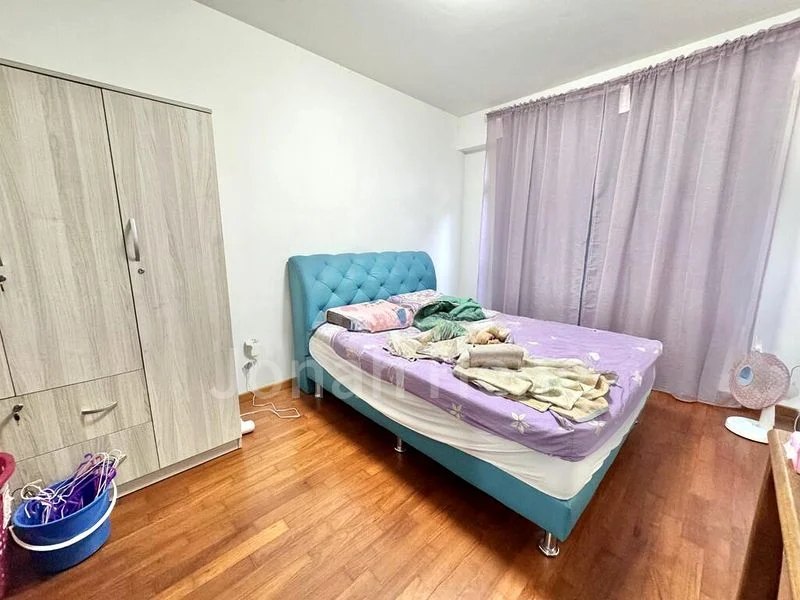 4 Room (4A) HDB for Sale in 322A Sumang Walk - Image 3