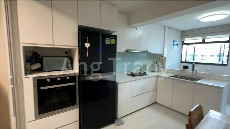 3 Room (3I) HDB for Rent in  1 Telok Blangah Crescent - Image 1
