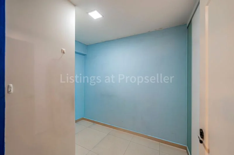 Maisonette HDB for Sale in 407 Hougang Avenue 10 - Image 9
