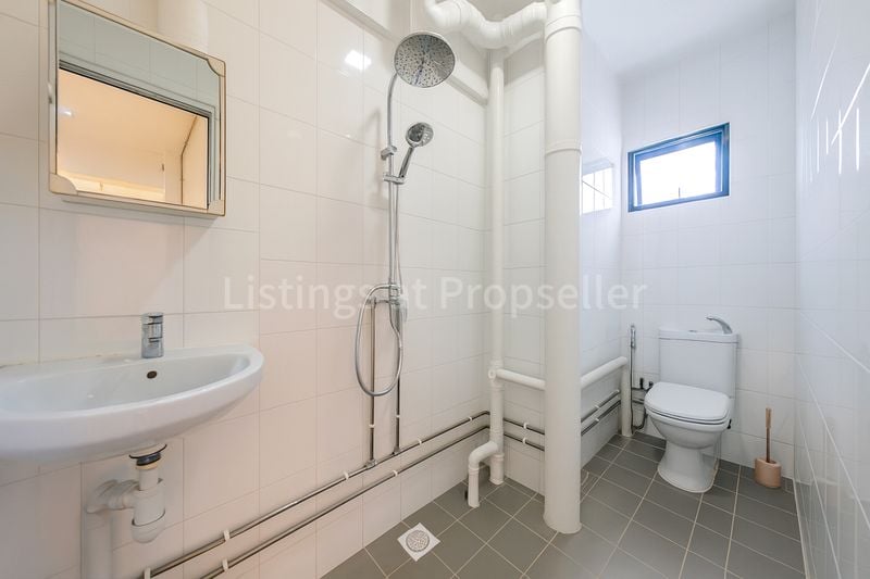 Maisonette HDB for Sale in 407 Hougang Avenue 10 - Image 12