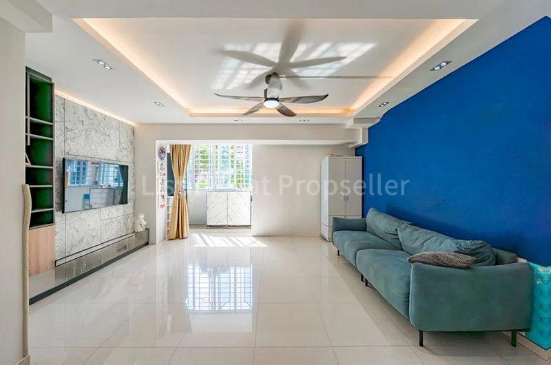 Maisonette HDB for Sale in 407 Hougang Avenue 10 - Image 1
