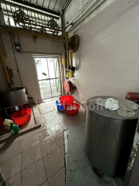 Shop / Shophouse for Rent: Guillemard Road - Image 1