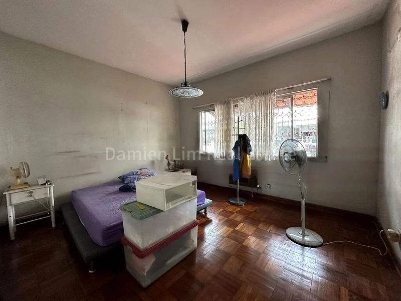 5 Bed Terraced House (Landed) for Sale in  Toh Tuck Garden - Image 7