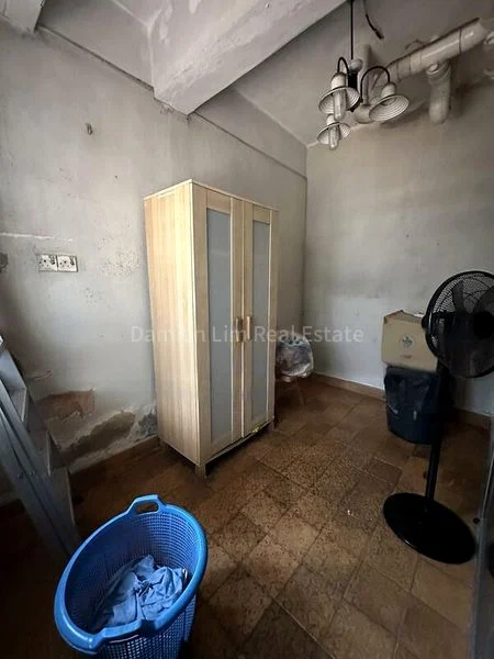 5 Bed Terraced House (Landed) for Sale in  Toh Tuck Garden - Image 11