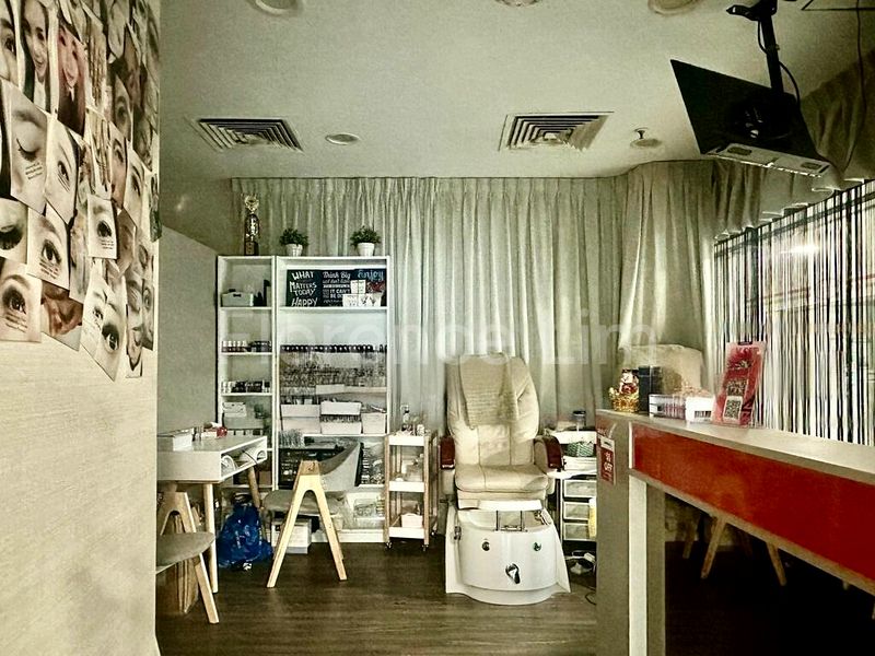 Other Retail for Sale: Roxy Square Shopping Centre - Image 1